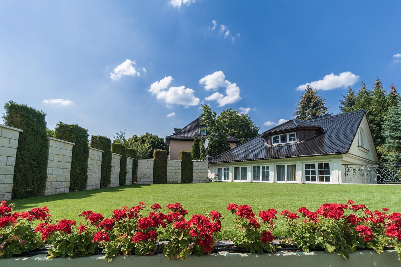 Hotel Villa Am Waldschlosschen Dresden Exterior photo